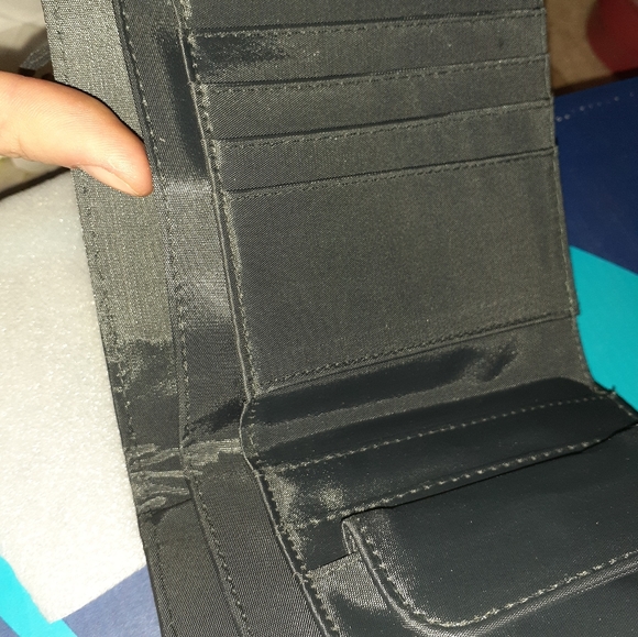Purse with built in wallet - Picture 2 of 6
